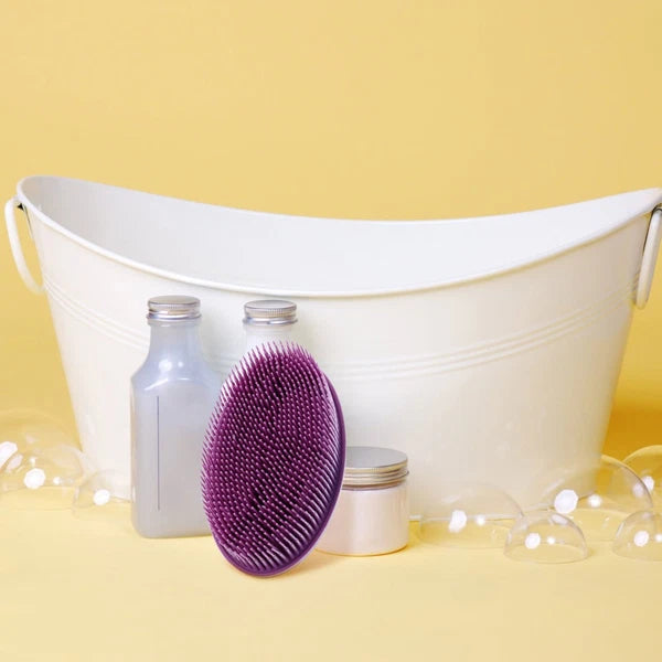 2Pcs Baby Silicone Body Brushes Practical Bath Brushes Shower Bath Brushes